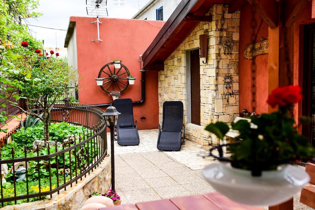 Apartman Ksenija Задар Екстериор снимка